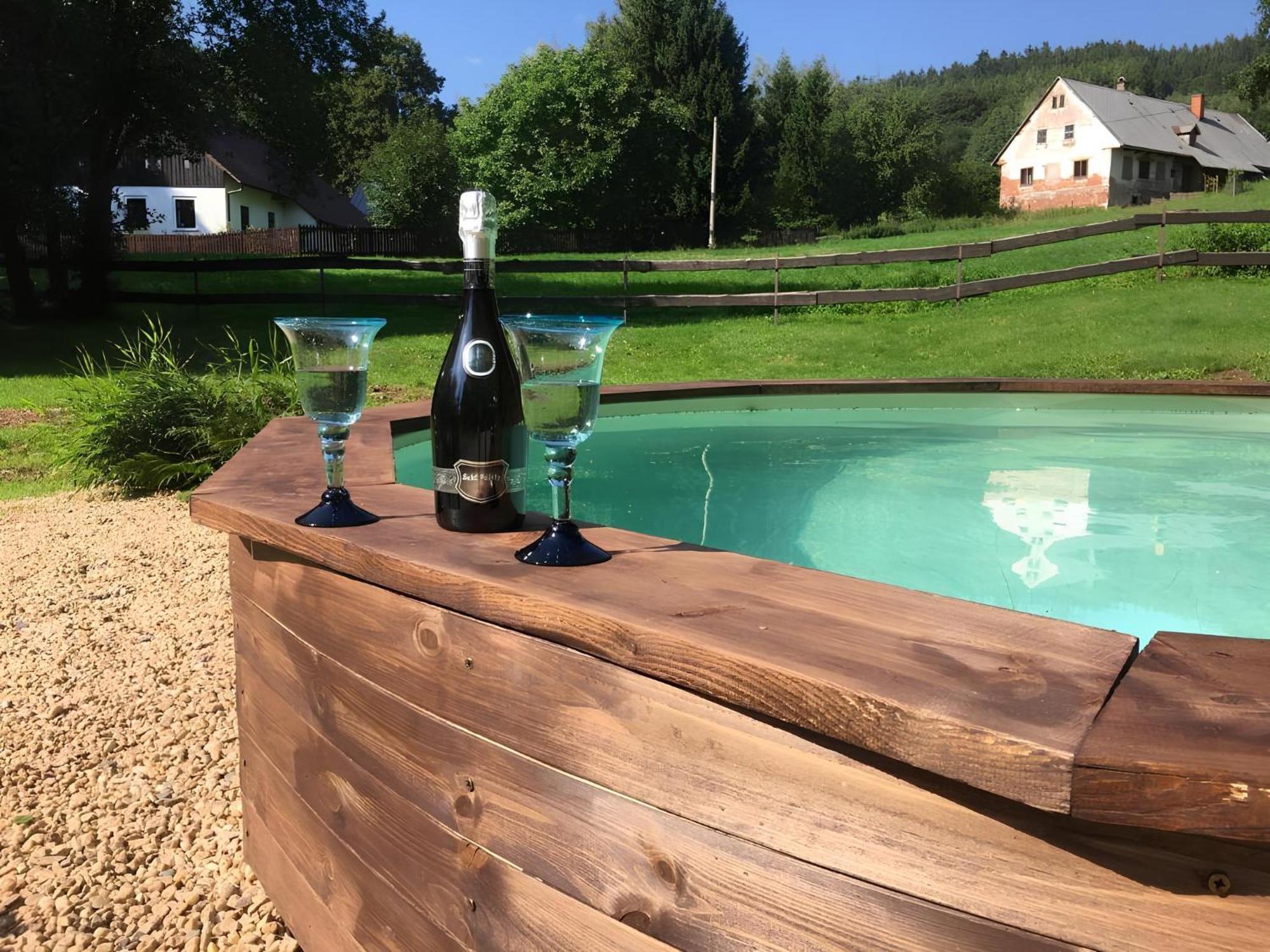 Dum U Dvou Lip / The Two Lime Trees Villa Javorník Eksteriør bilde